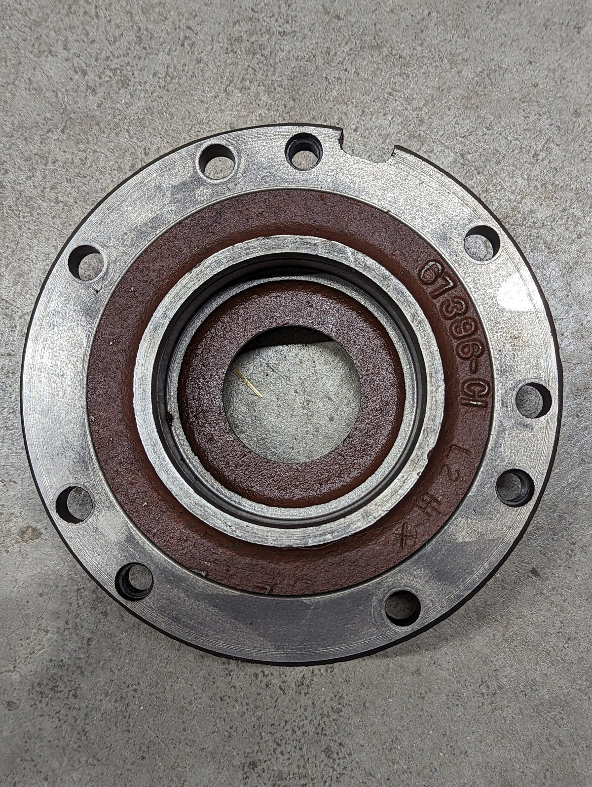 Right Differential Bearing Retainer IH International 67396C1 USED - Hines Equipment Repair & Parts