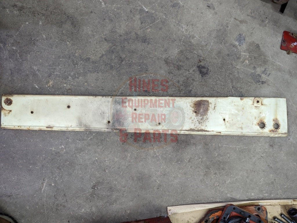 Right Front Hood Side Panel IH International 399540R1 USED - Hines Equipment Repair & Parts