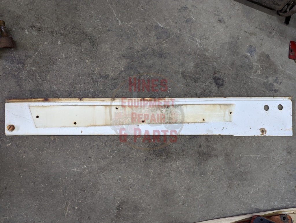 Right Front Hood Side Panel IH International 399540R1 USED - Hines Equipment Repair & Parts