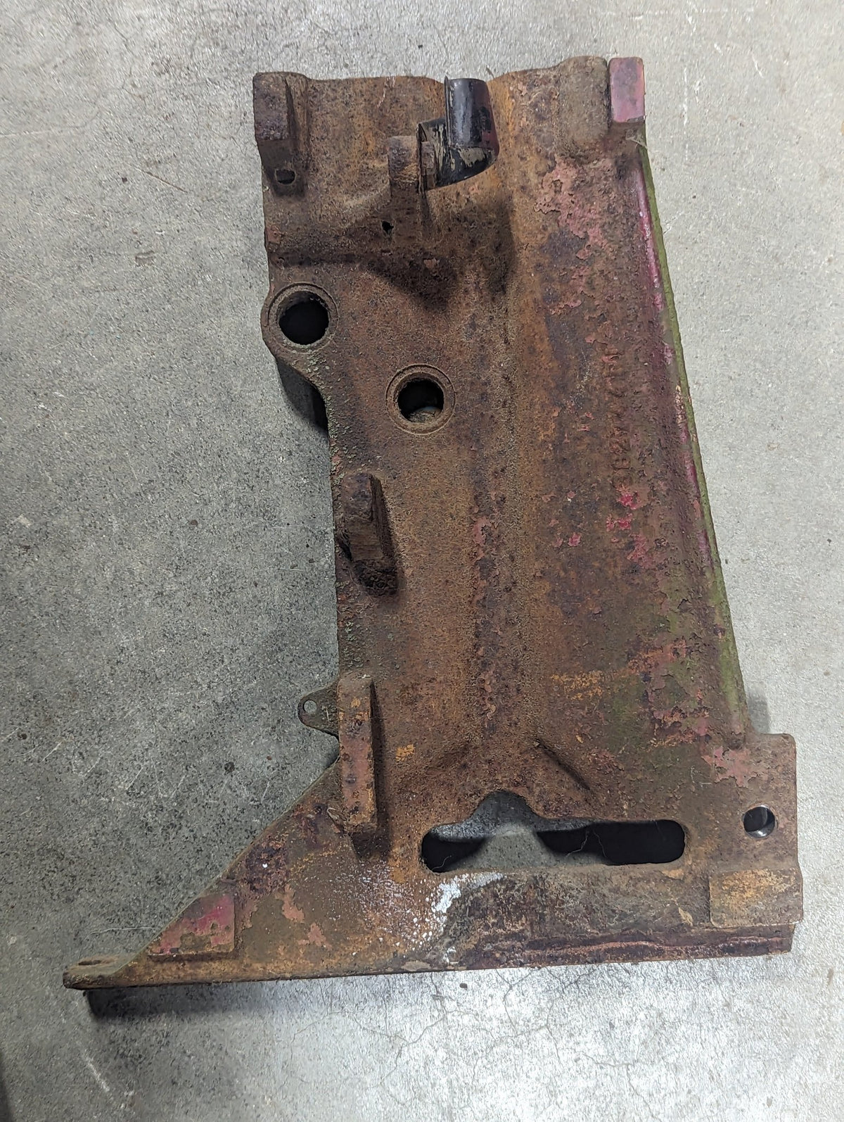 Right Gear Selector Support IH International 382744R1 USED - Hines Equipment Repair & Parts