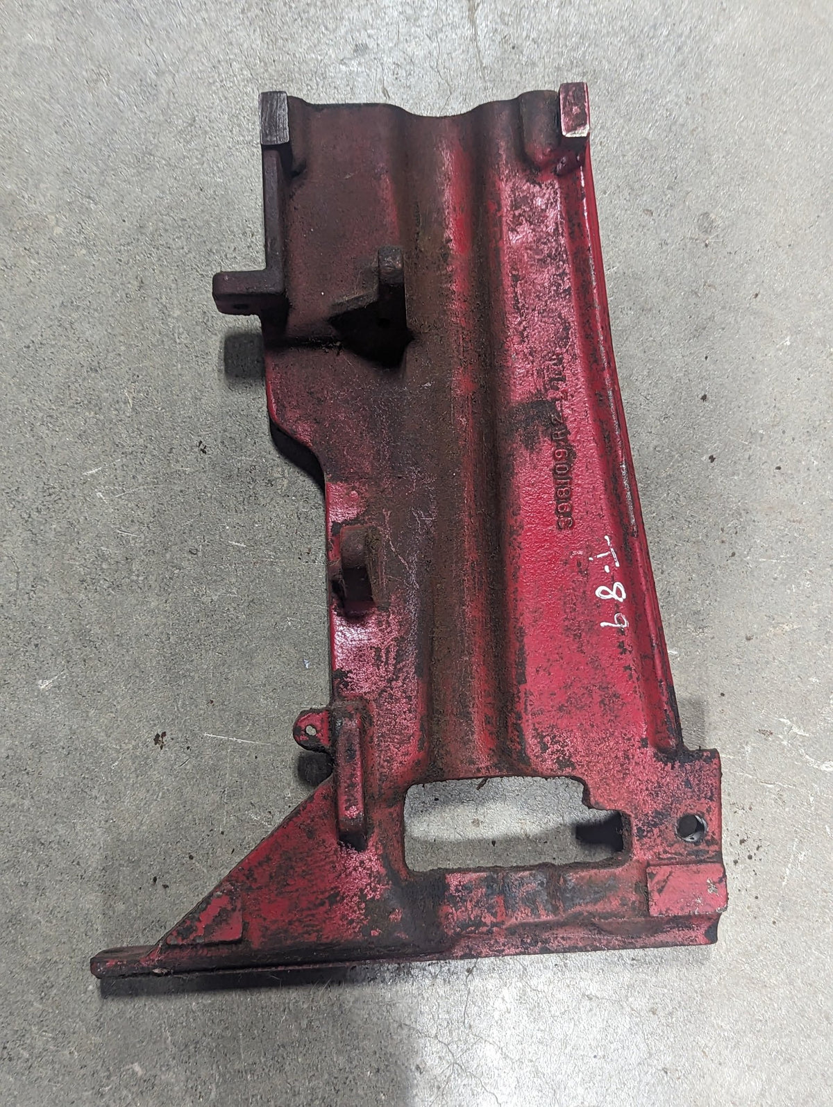 Right Gear Selector Support IH International 398109R2 USED - Hines Equipment Repair & Parts