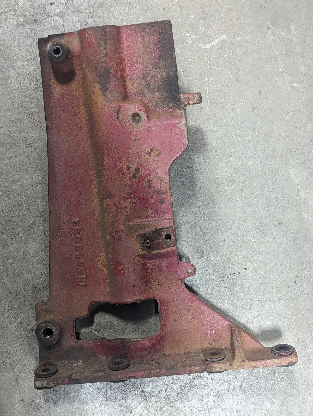 Right Gear Selector Support IH International 536660R1 USED - Hines Equipment Repair & Parts