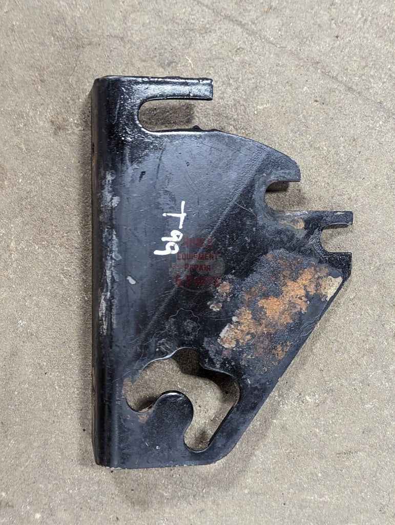 Right PTO Shield Bracket IH International 139319C2 USED - Hines Equipment Repair & Parts