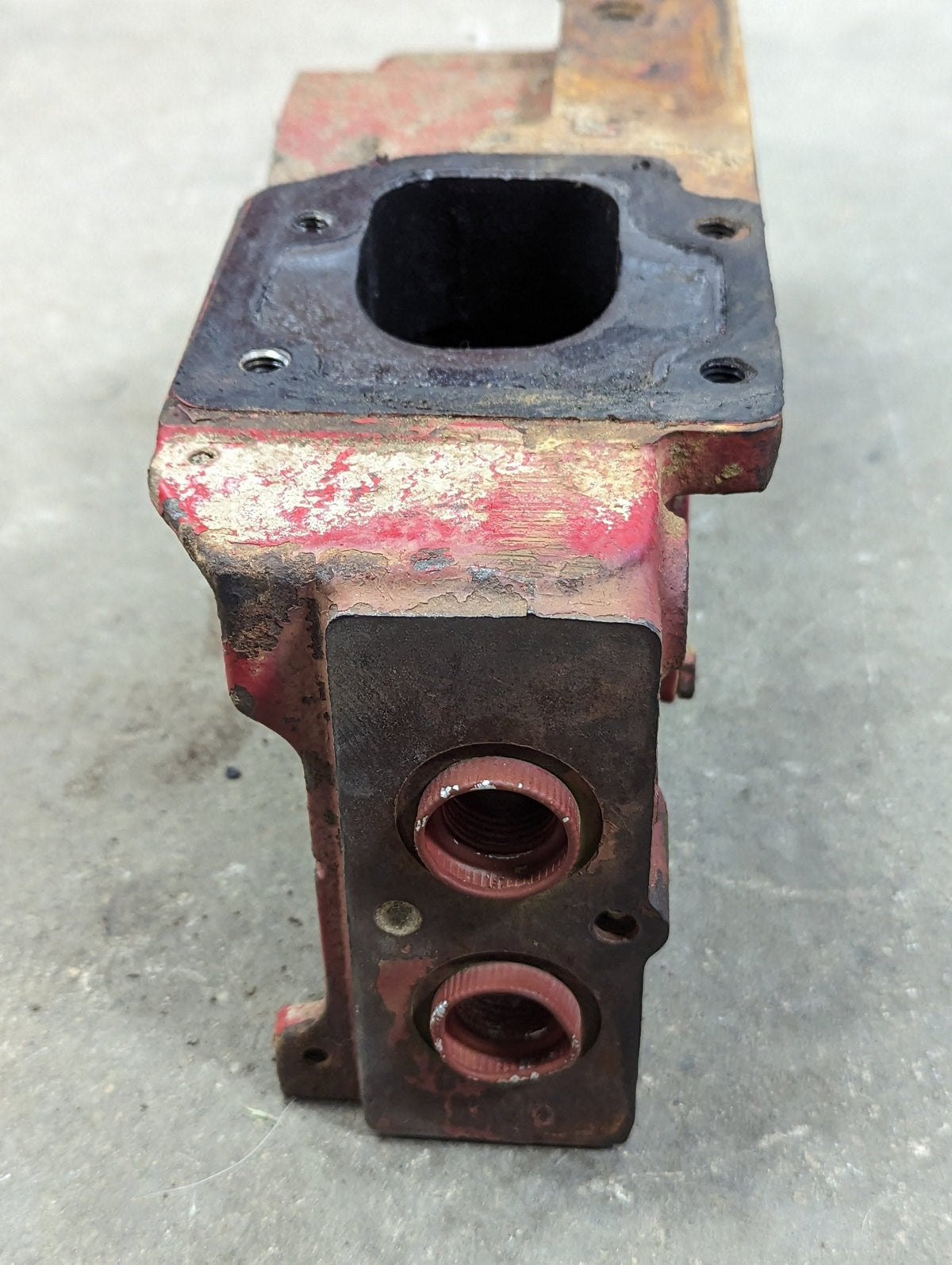 Right Seat Support IH International 399609R31 399609R41 USED - Hines Equipment Repair & Parts