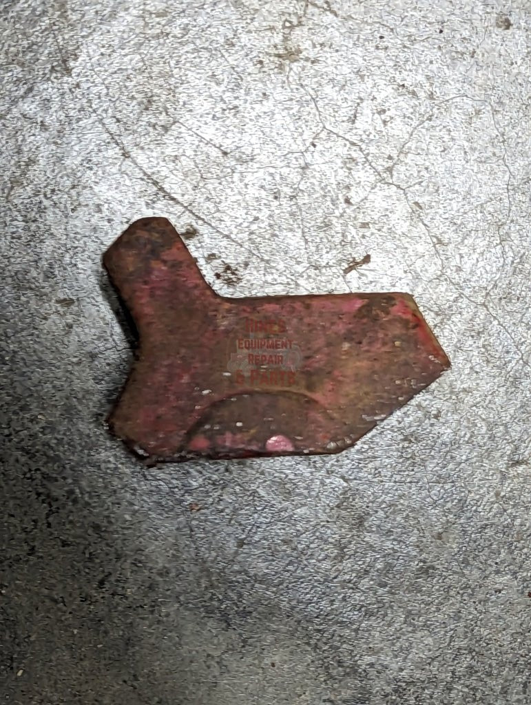 Rim Clamp IH International 380870R1 USED - Hines Equipment Repair & Parts