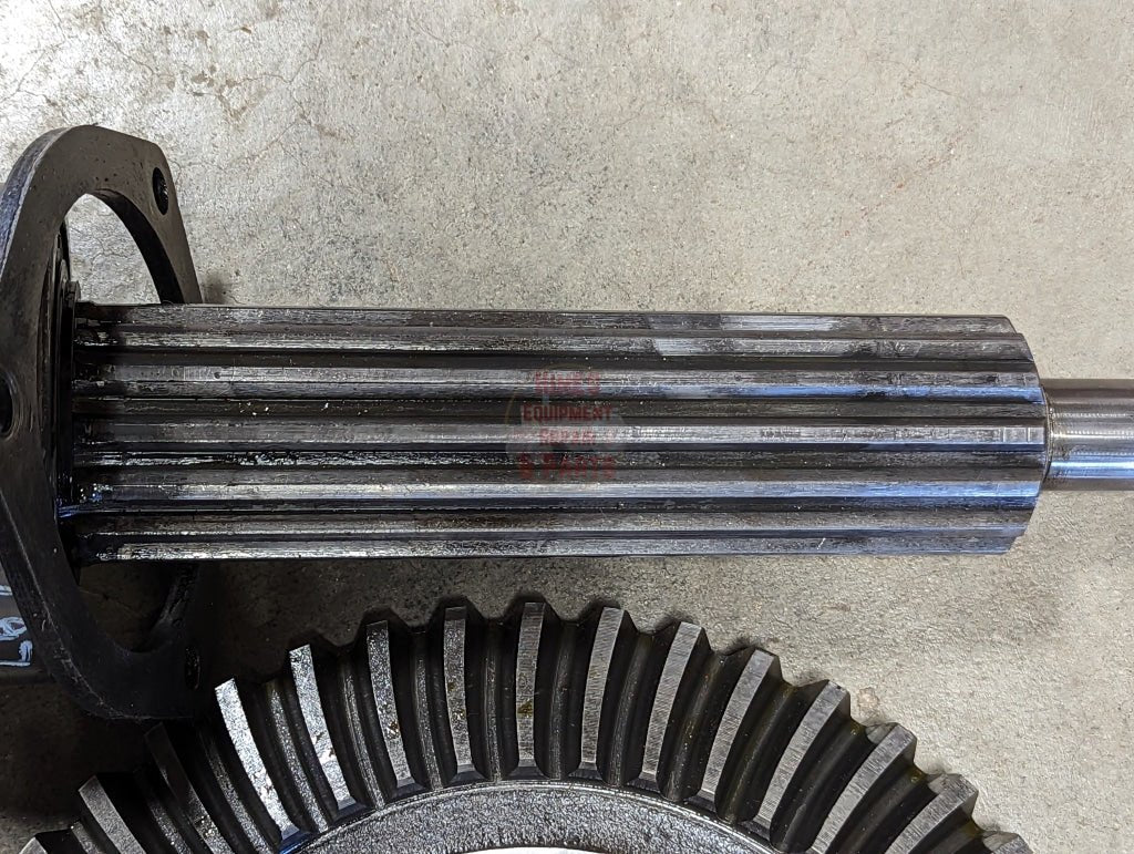 Ring & Pinion IH International 388158R1 388094R1 USED - Hines Equipment Repair & Parts