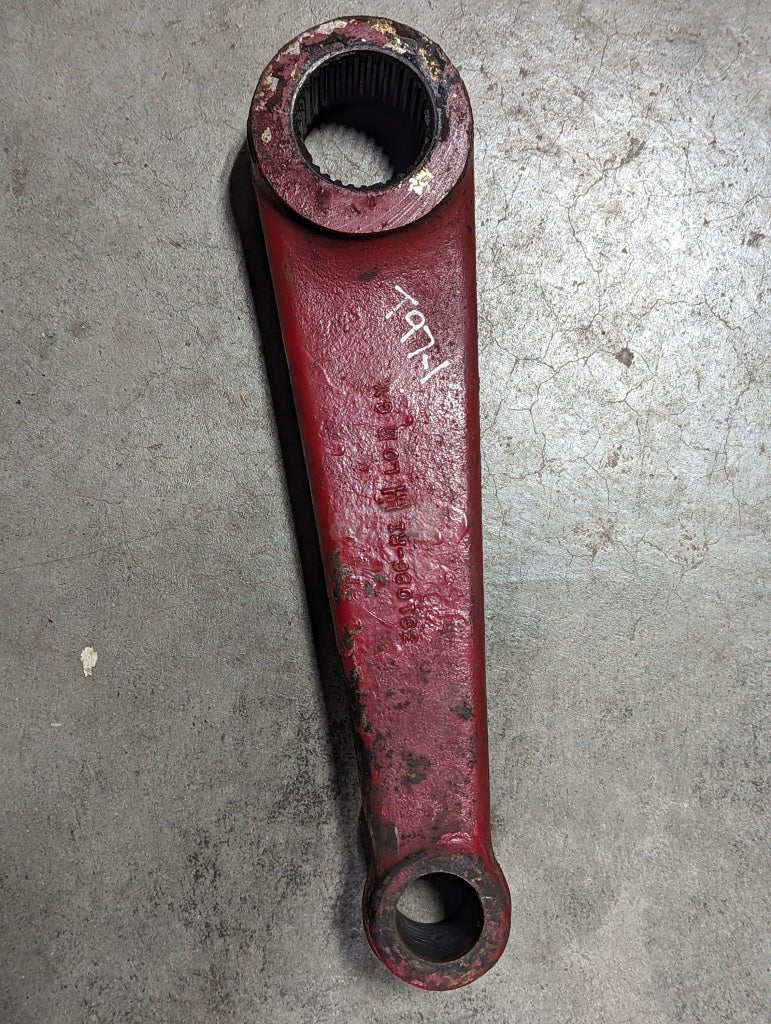 Rockshaft Arm IH International 389354R11 USED - Hines Equipment Repair & Parts