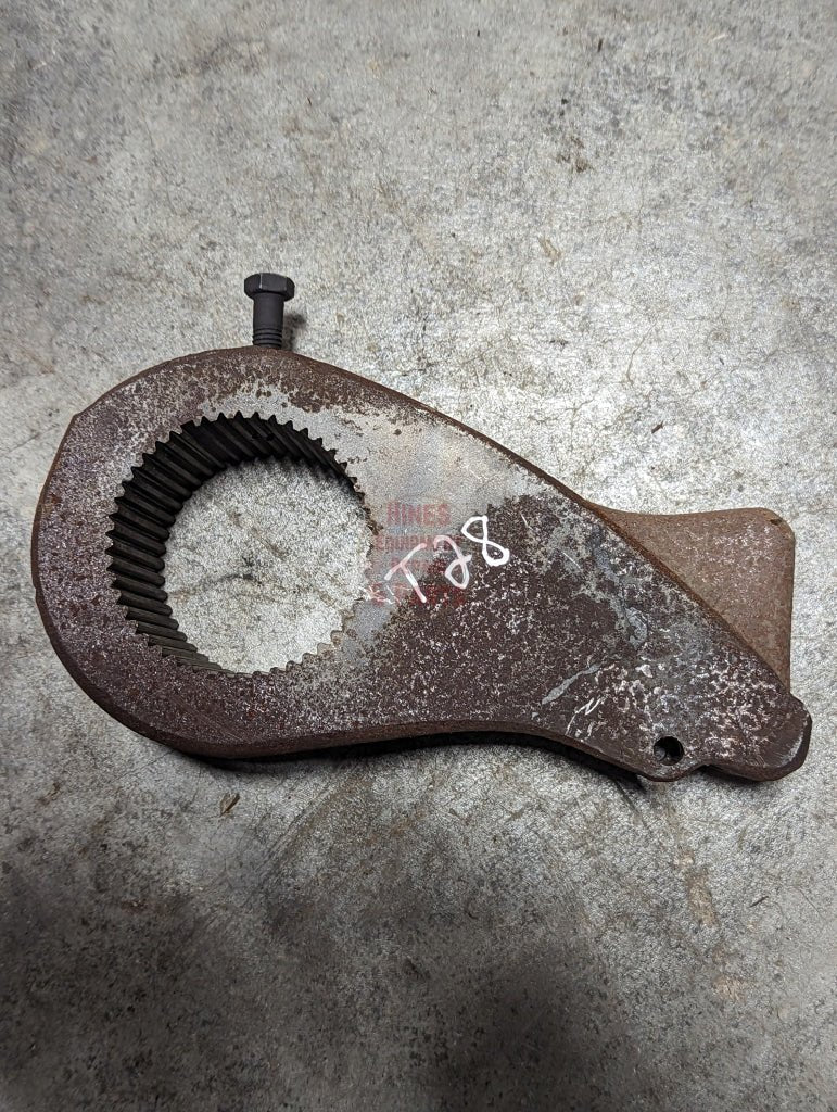 Rockshaft Bellcrank IH International 382810R2 382810R3 USED - Hines Equipment Repair & Parts