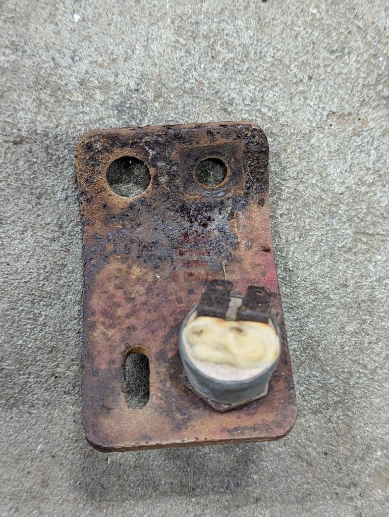 Safety Starting Switch IH International 384045R1 USED - Hines Equipment Repair & Parts