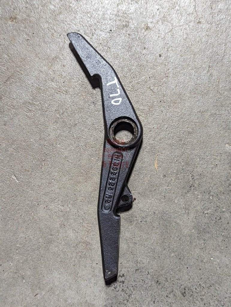 Sensing Pickup Arm IH International 392225R2 USED - Hines Equipment Repair & Parts
