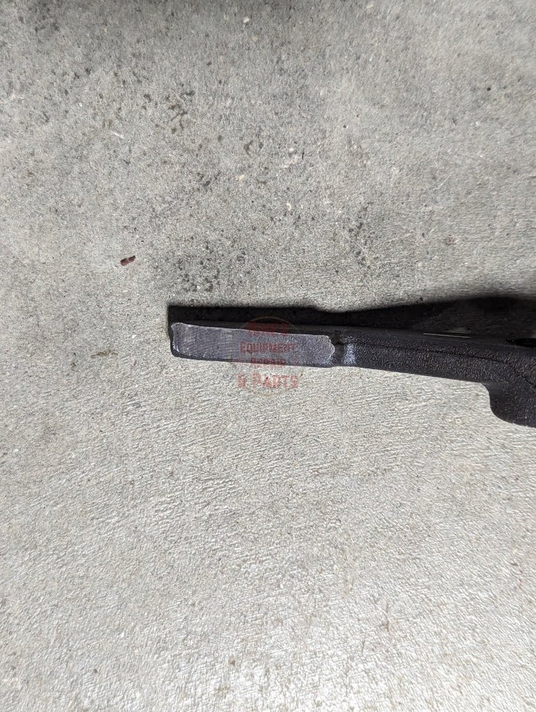 Sensing Pickup Arm IH International 392225R2 USED - Hines Equipment Repair & Parts