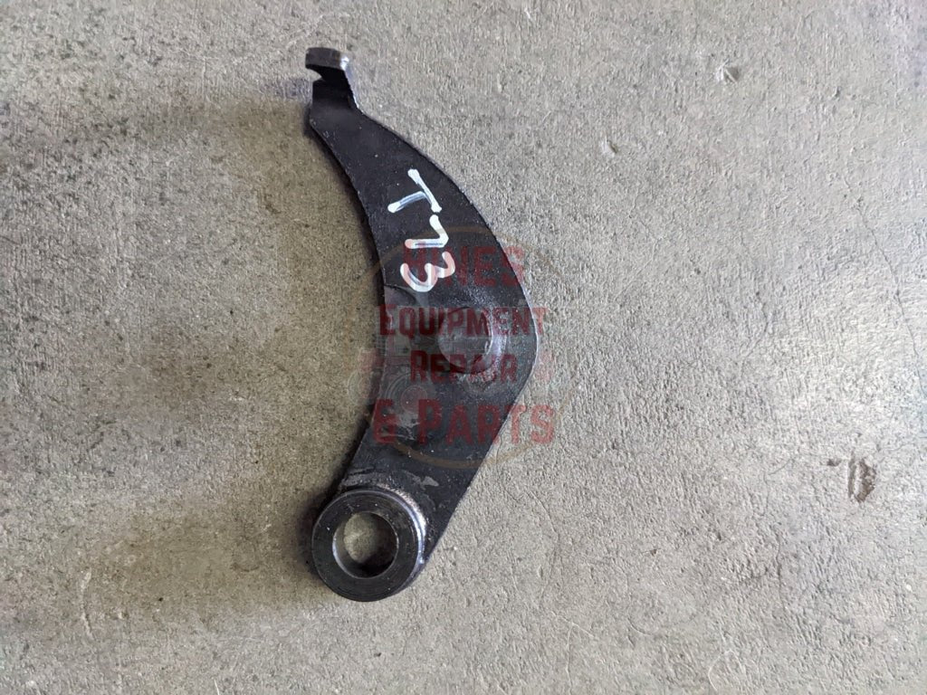 Shifter Control Arm IH International 382565R21 USED - Hines Equipment Repair & Parts