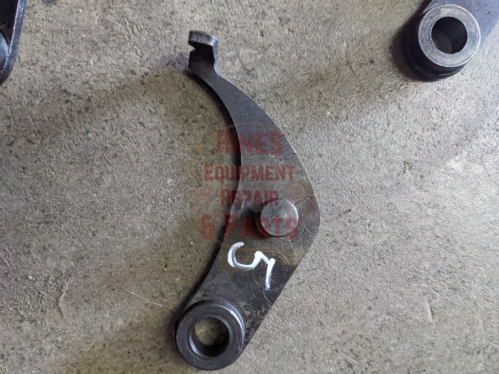 Shifter Control Arm IH International 382565R21 USED - Hines Equipment Repair & Parts
