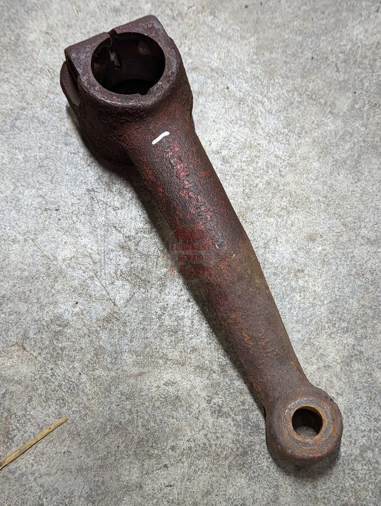 Steering Knuckle Arm IH International 383914R1 USED - Hines Equipment Repair & Parts