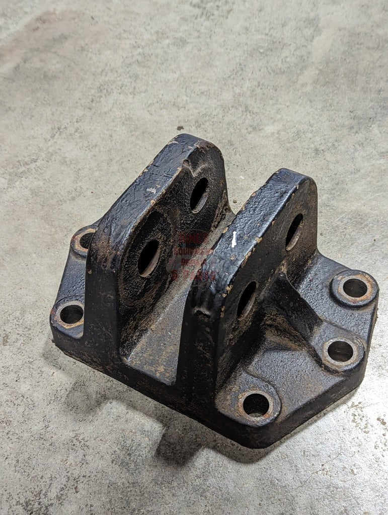 Toplink Bracket IH International 1266971C4 USED - Hines Equipment Repair & Parts