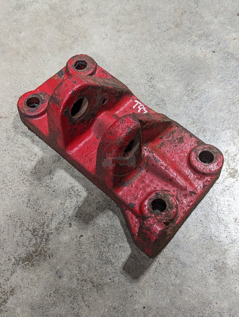 Toplink Bracket IH International 389372R21 USED - Hines Equipment Repair & Parts