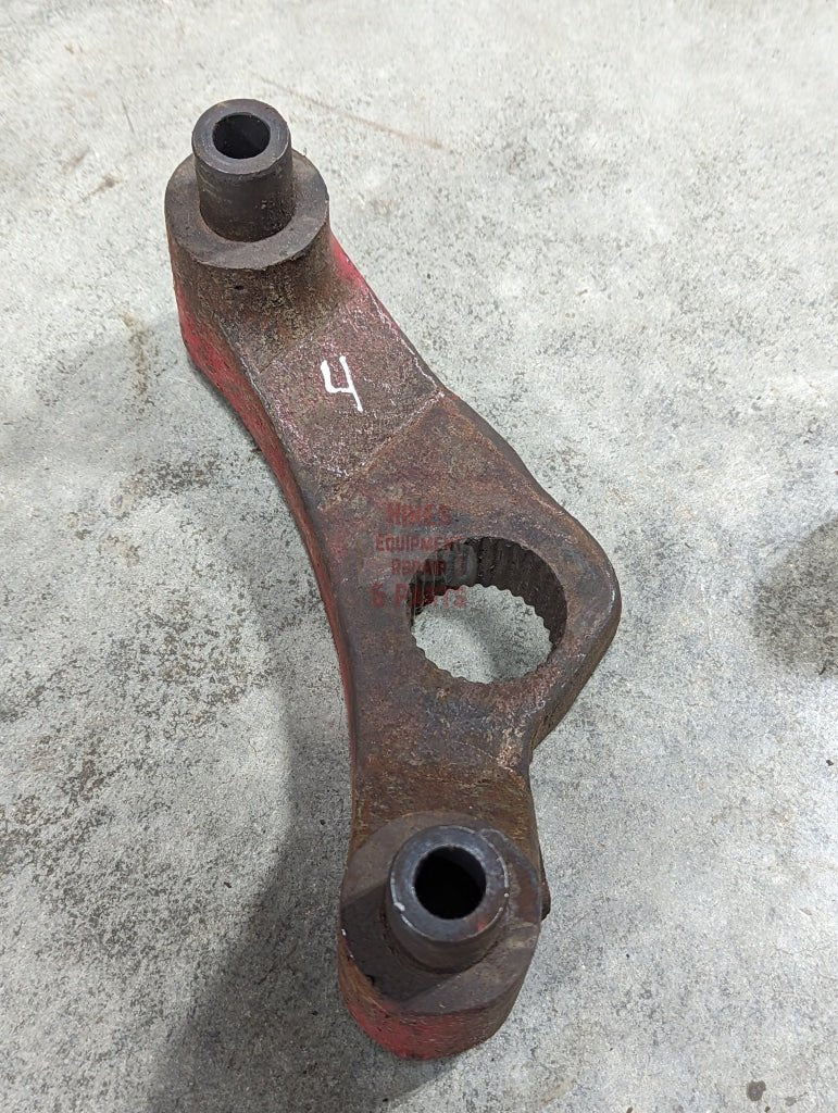 Torsion Bar Bracket IH International 392086R11 USED - Hines Equipment Repair & Parts