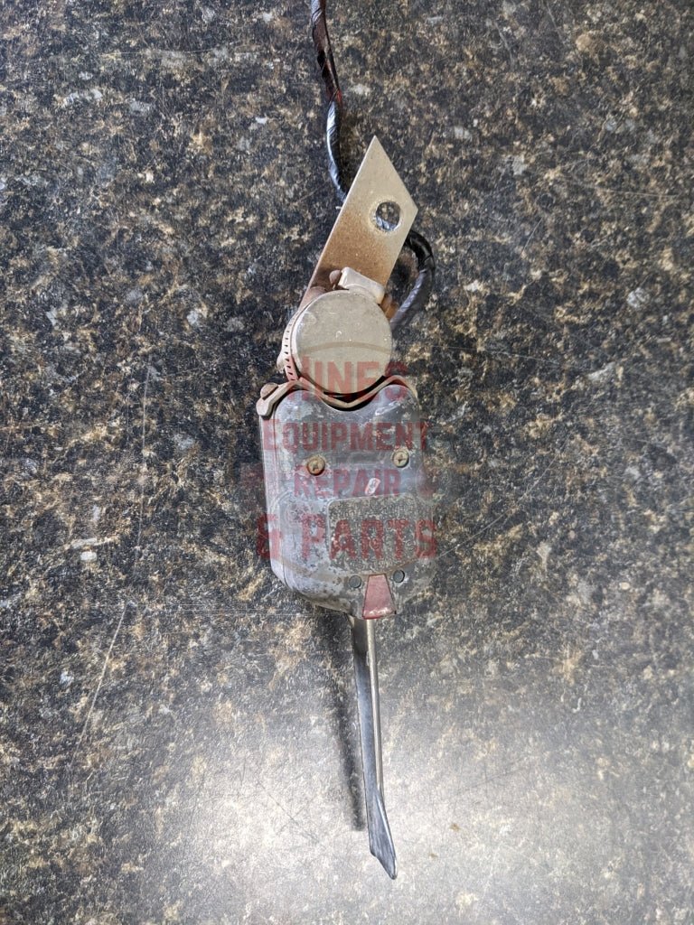 Turn Signal IH International 401612R2 USED - Hines Equipment Repair & Parts