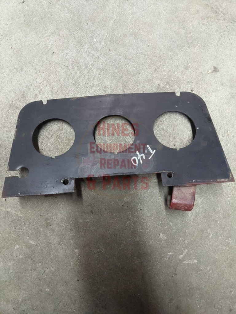 Upper Instrument Panel IH International 532425R1 USED - Hines Equipment Repair & Parts