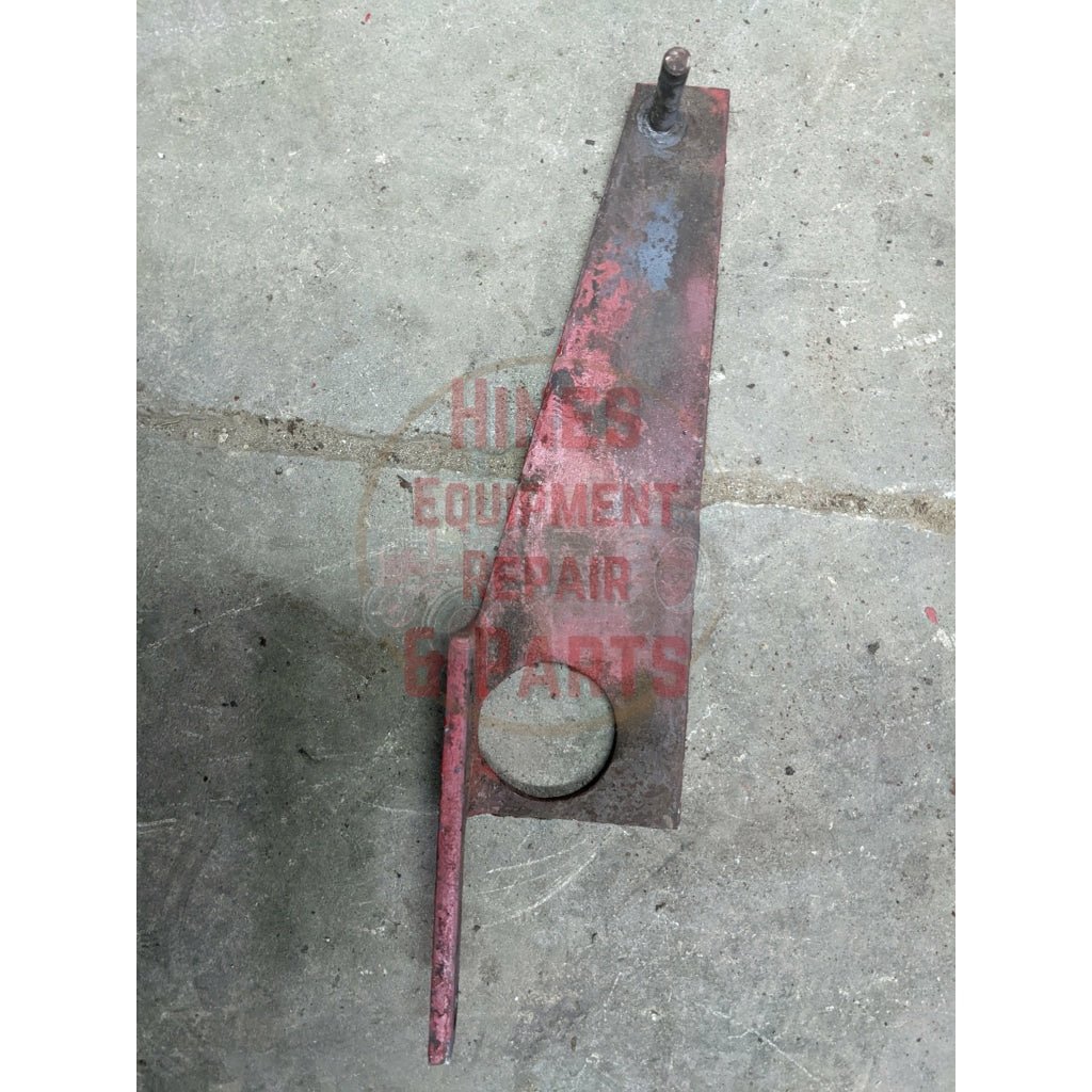 Valve Linkage Support IH International 399626R1 USED - Hines Equipment Repair & Parts