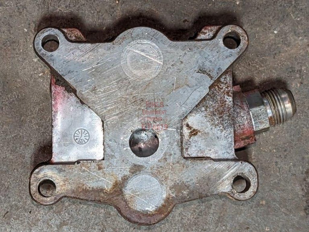 Valve Mount Bracket Cover IH International 123081C1 USED - Hines Equipment Repair & Parts