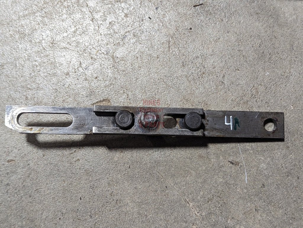 Walking Beam to Valve Link IH International 403984R1 USED - Hines Equipment Repair & Parts