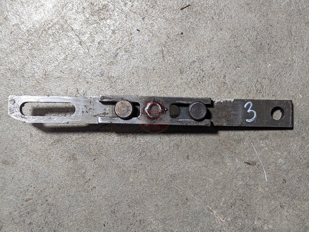 Walking Beam to Valve Link IH International 403984R1 USED - Hines Equipment Repair & Parts