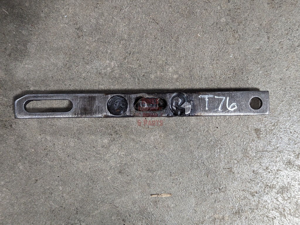 Walking Beam to Valve Link IH International 403984R1 USED - Hines Equipment Repair & Parts