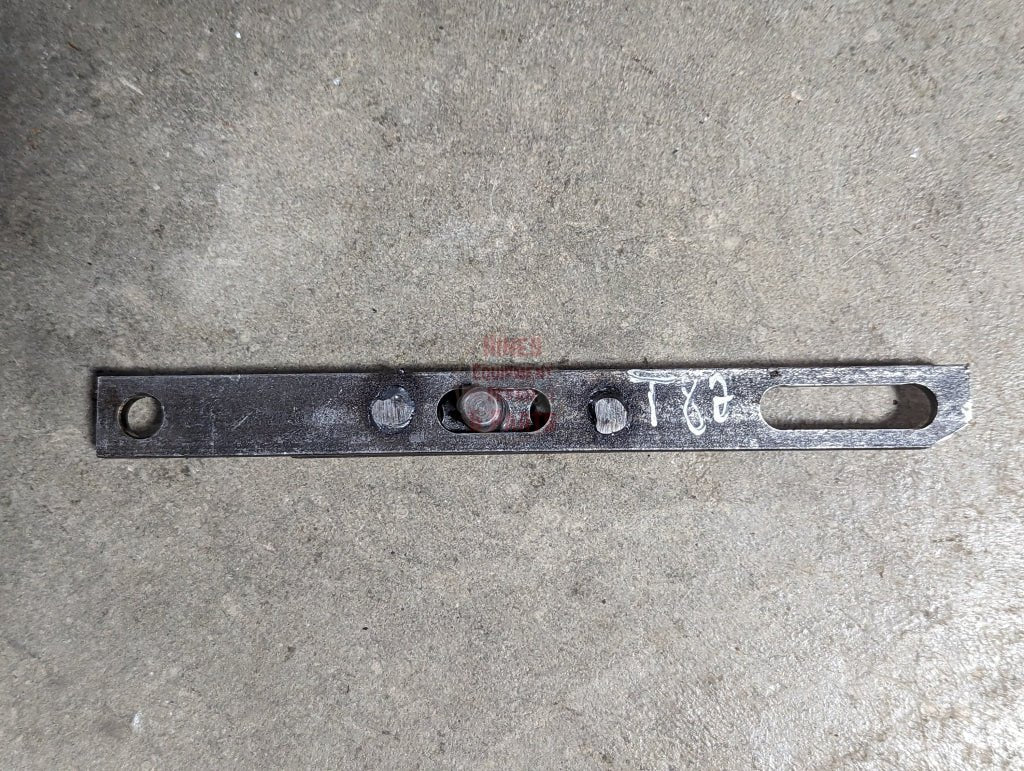 Walking Beam to Valve Link IH International 403984R1 USED - Hines Equipment Repair & Parts