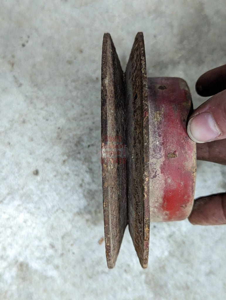 Water Pump Pulley IH International 395815R2 USED - Hines Equipment Repair & Parts