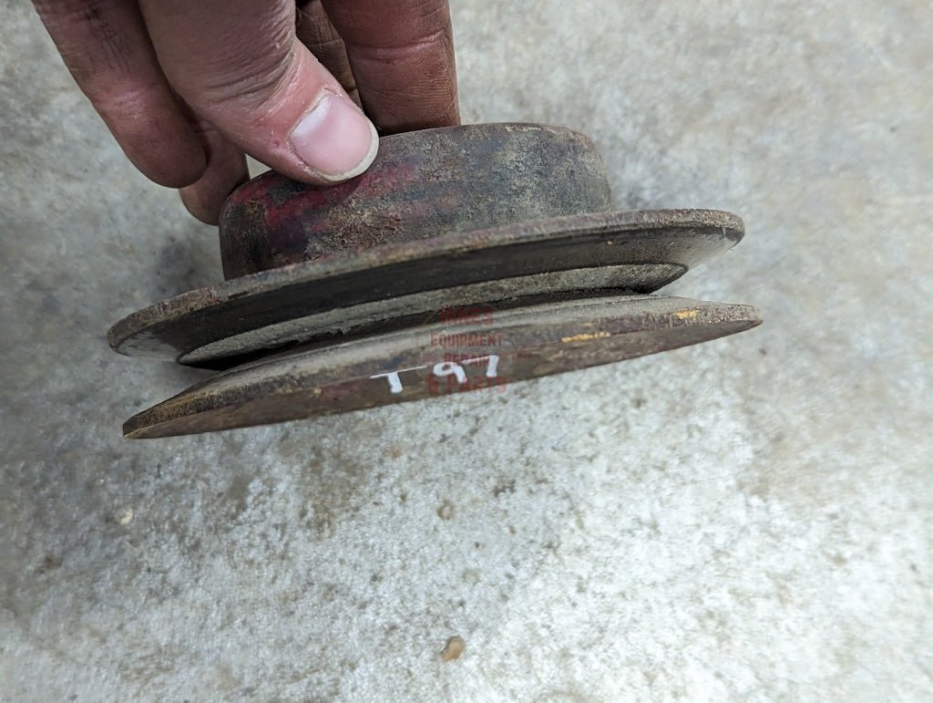 Water Pump Pulley IH International 395815R2 USED - Hines Equipment Repair & Parts